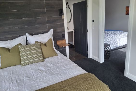Guest suite